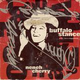 Hoes van Buffalo Stance door Neneh Cherry