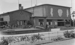 KRO-studio 1951 (foto: Bilsen, Joop van / Anefo; Nationaal Archief)
